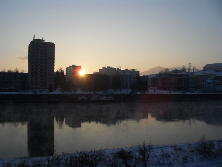 img00002.jpg
