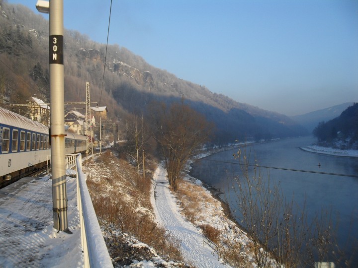 img00004.jpg