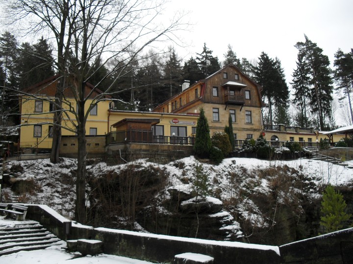 img00011.jpg