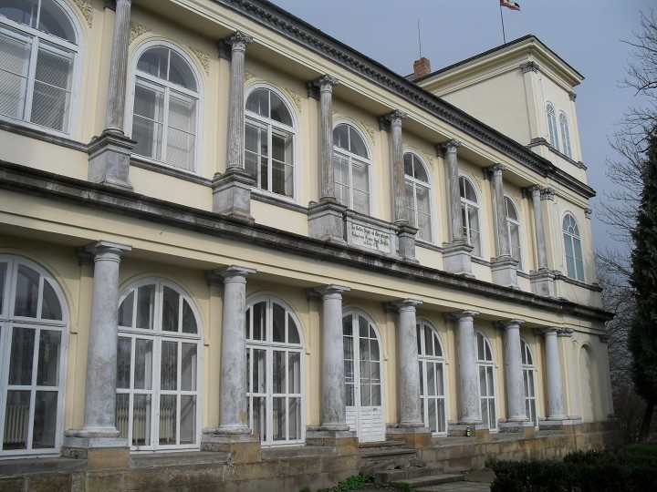 img00006.jpg