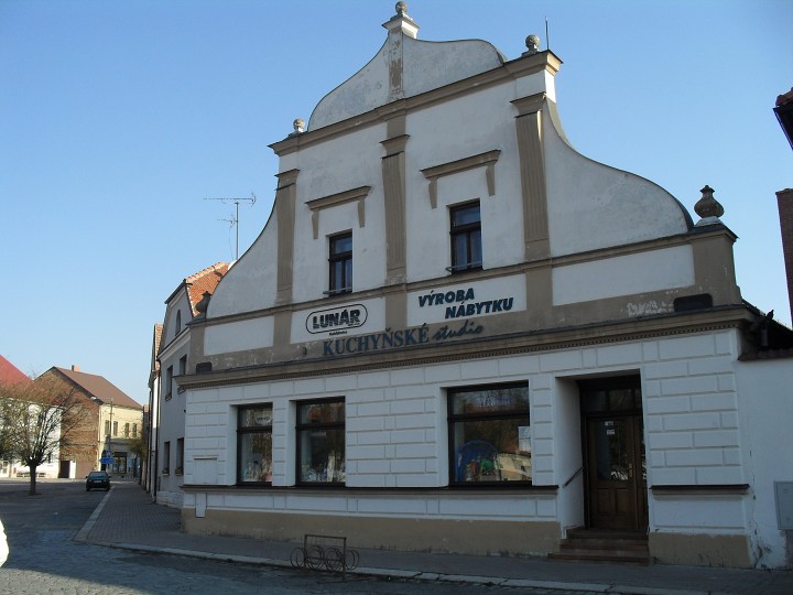 img00135.jpg